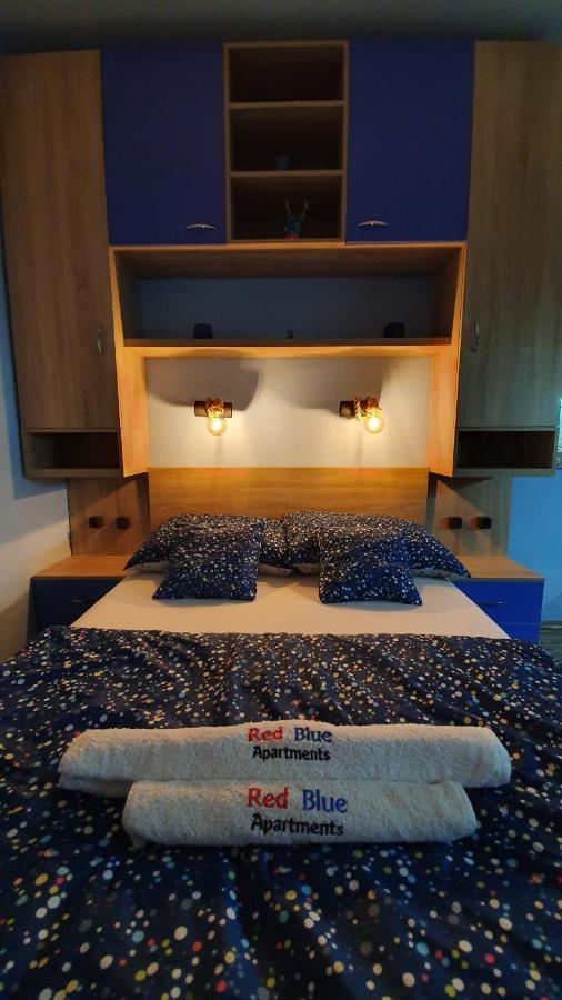 Design Apartments Red Blue オシエク エクステリア 写真