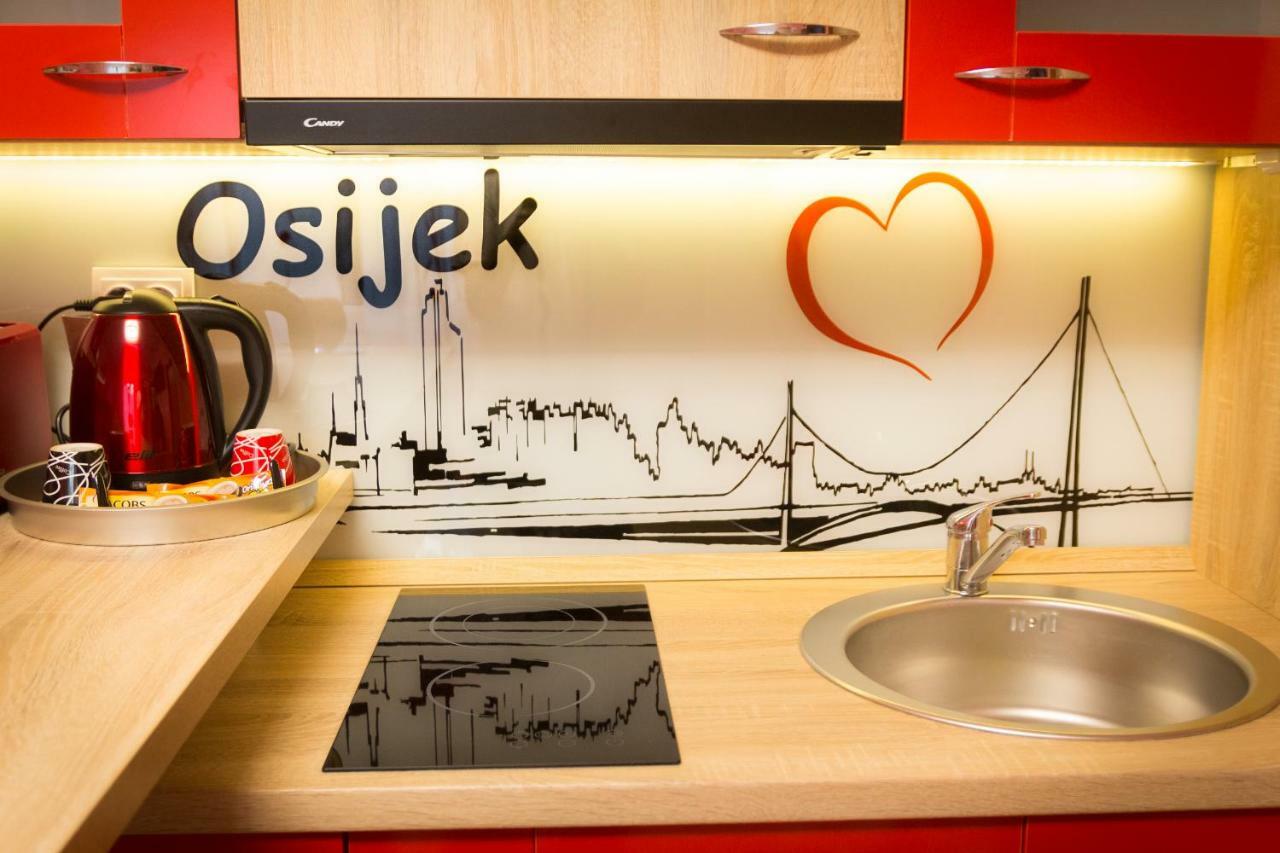 Design Apartments Red Blue オシエク エクステリア 写真
